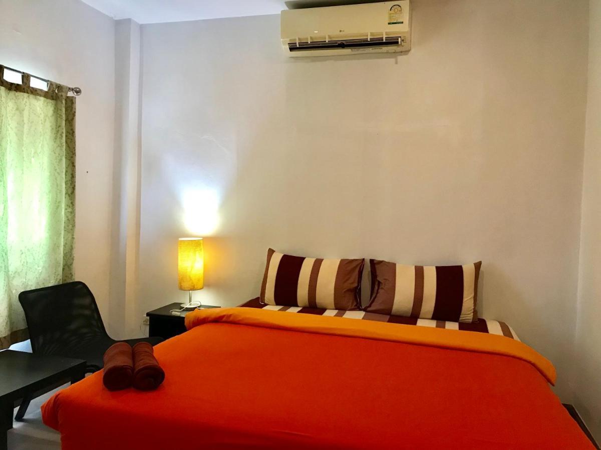 Hostel Hiranyika Cafe & Bed Koh Samui Zewnętrze zdjęcie